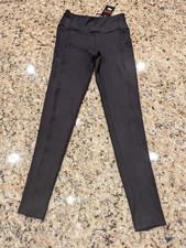 Cape Women's Black Leggings size S