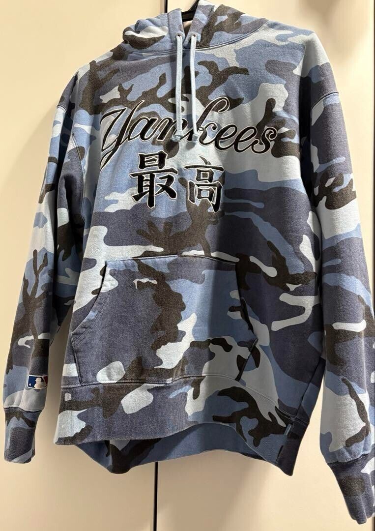Supreme MLB New York Yankees Kanji Hooded Sweatshirt Blue Supreme MLB New York Yankees Kanji Hooded Sweatshirt Blue