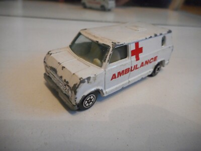 Yatming US Ambulance Van in weiß