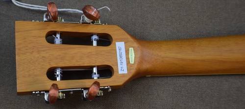 Eddy Finn CG-BX-1 Cigar Box Ukulele with Gigbag - Picture 8 of 9