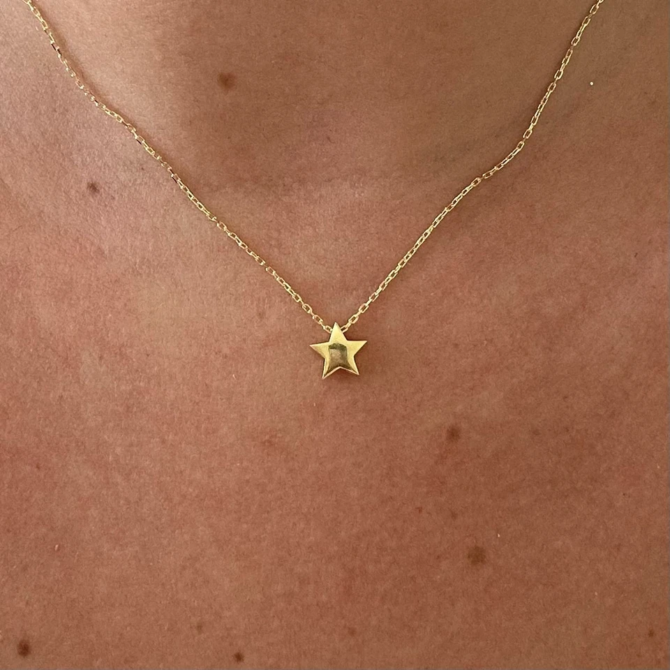 Collar con dije de estrella minimalista de oro de 14k delicada joyería colgante regalo mujer ella Foto 3 de 4