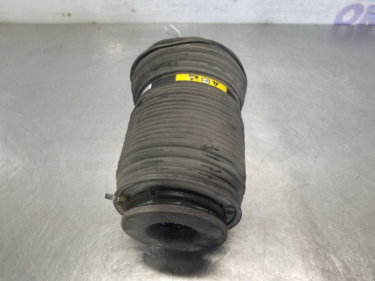 Maserati Levante Rear Left Air suspension strut