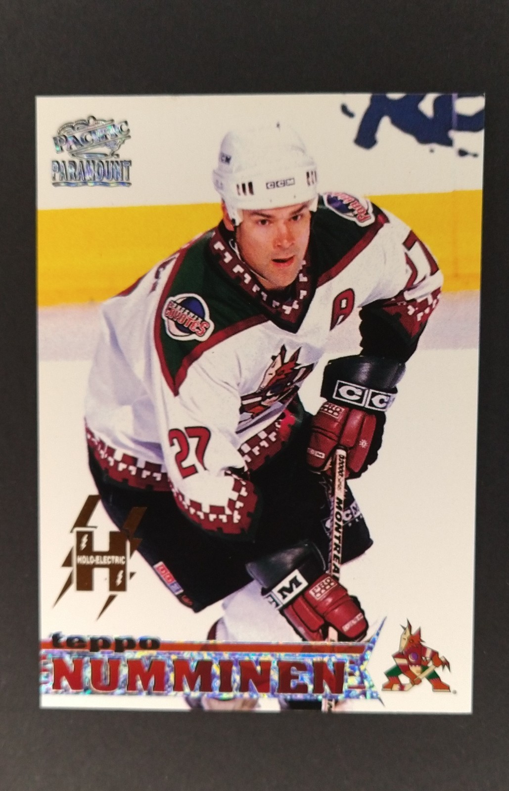 1998-99 Pacific Paramount - Teppo Numminen #183 Holo-Electric /99