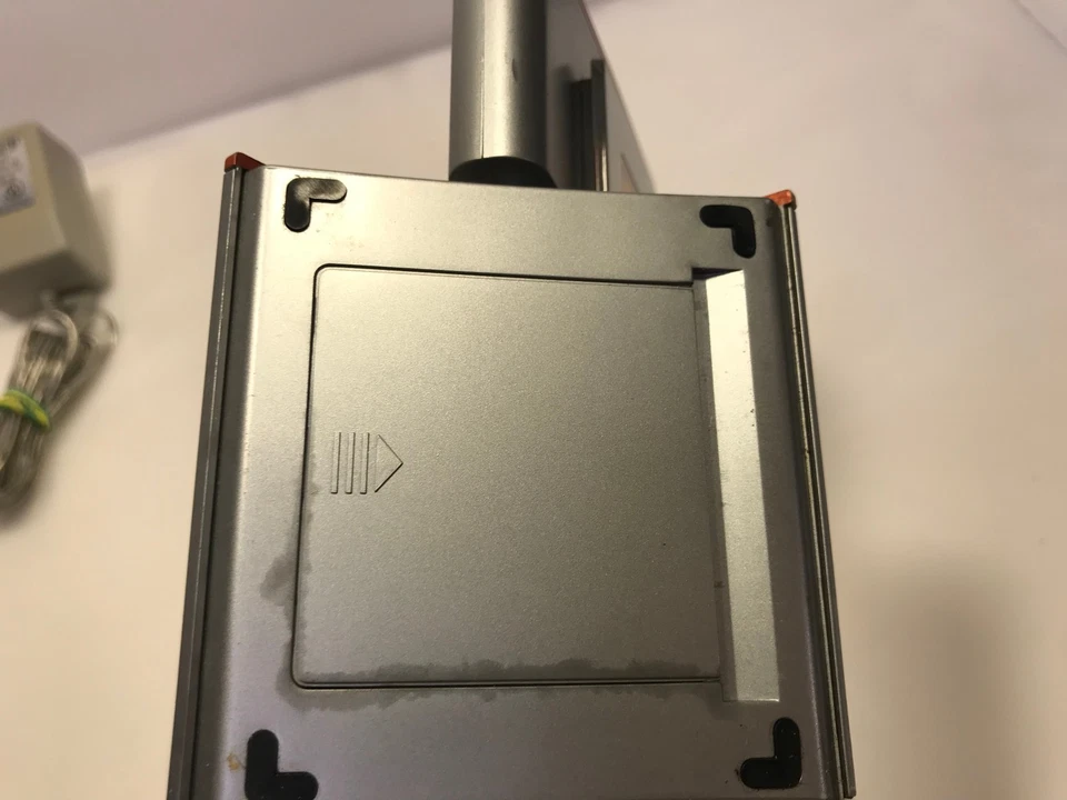 OREGON SCIENTIFIC Lucca Message Weather Center BAR933HGA no sensor - Image 4 of 4