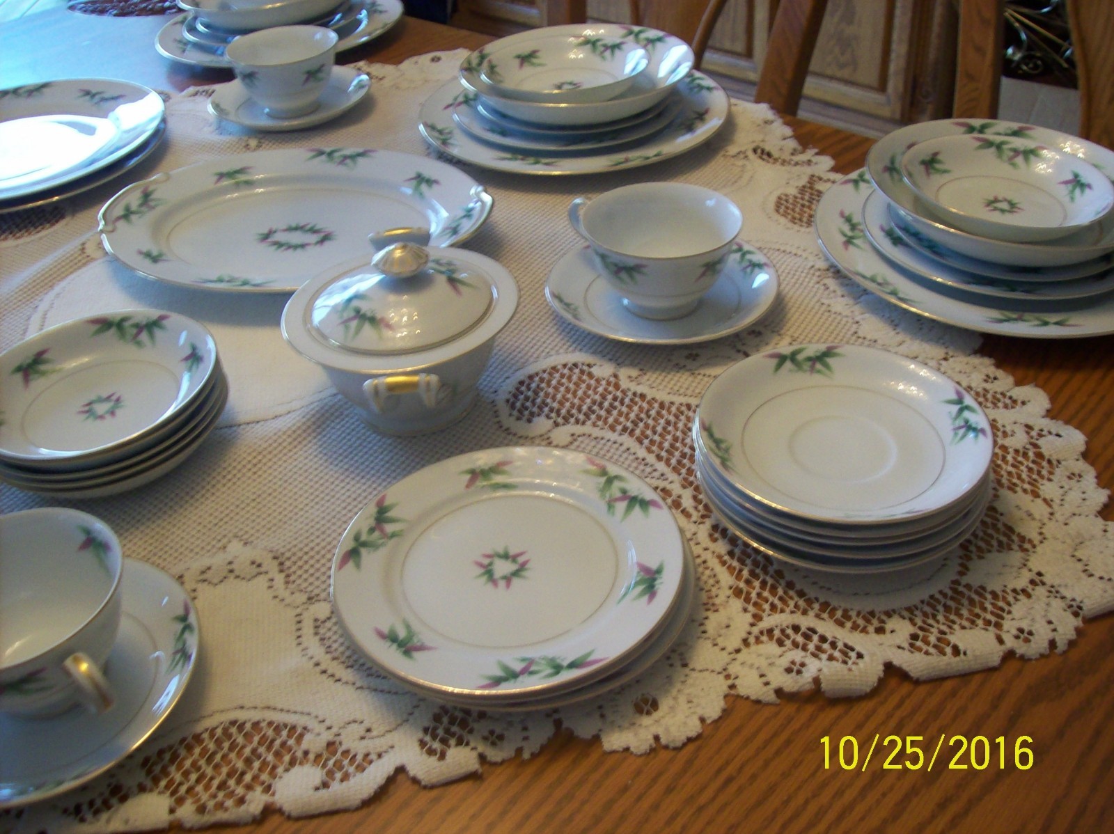 Harmony House Fine China Vintage 68 Piece Grouping  Mandarin Pattern