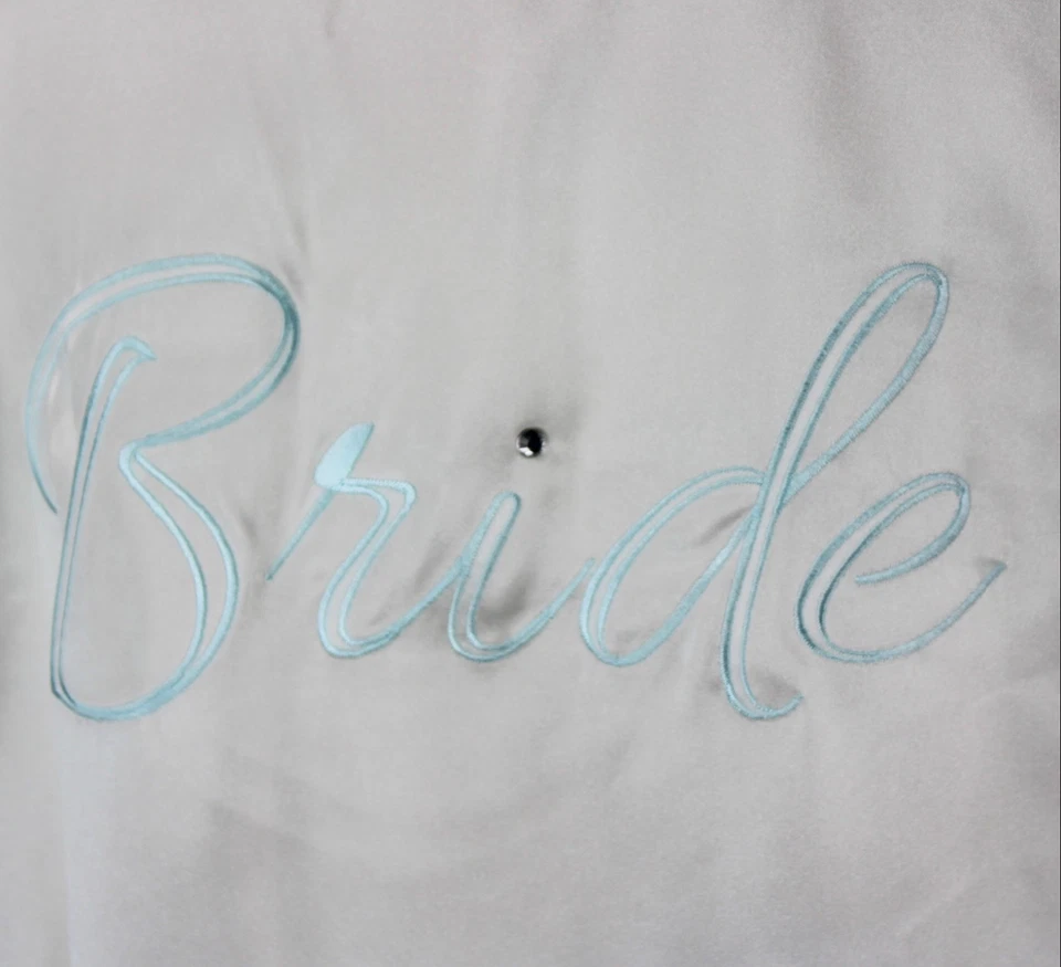 NUEVO Kimono Novia XXL Azul Estrás Blanco Satén Bata Boda Ducha Luna de Miel Foto 3 de 4