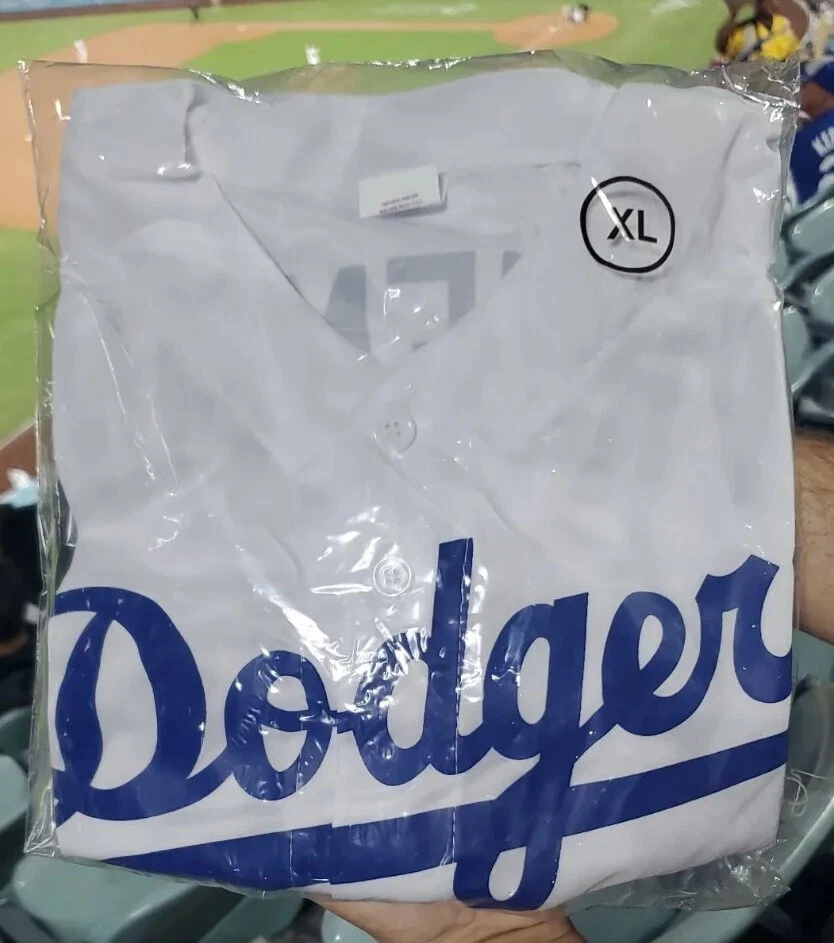 MLB Los Angeles Dodgers (Freddie Freeman) Men's Replica Baseball Jersey.