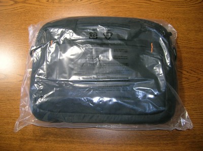 amazonbasics laptop and tablet bag