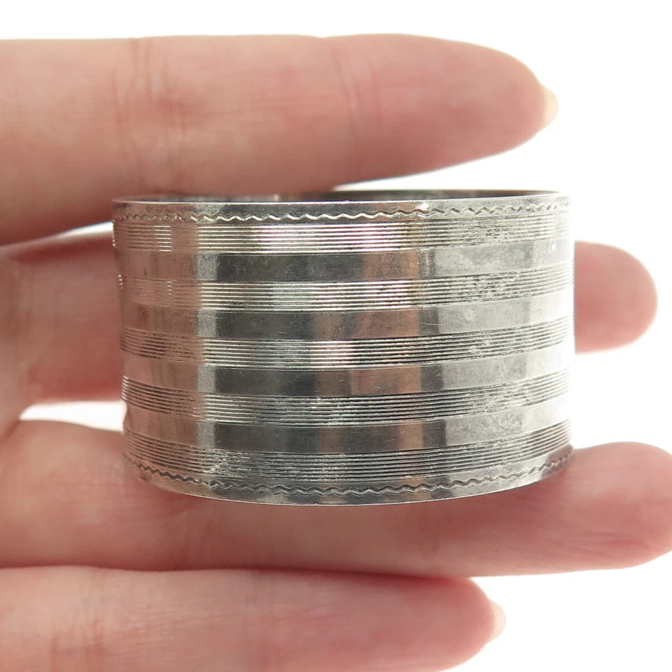 西蒙斯兄弟纯银古董艺术装饰可雕刻餐巾环支架 — 第 2/4 张图片