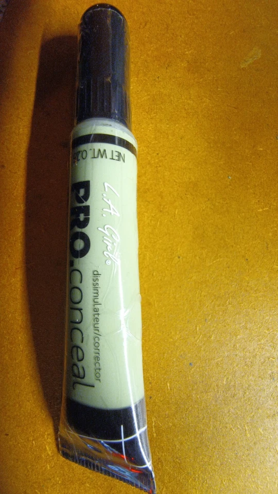 L.A. Girl GC992 Pro Concealer HD High-Definition 8g - Green Corrector (Sealed) - Image 1 of 1
