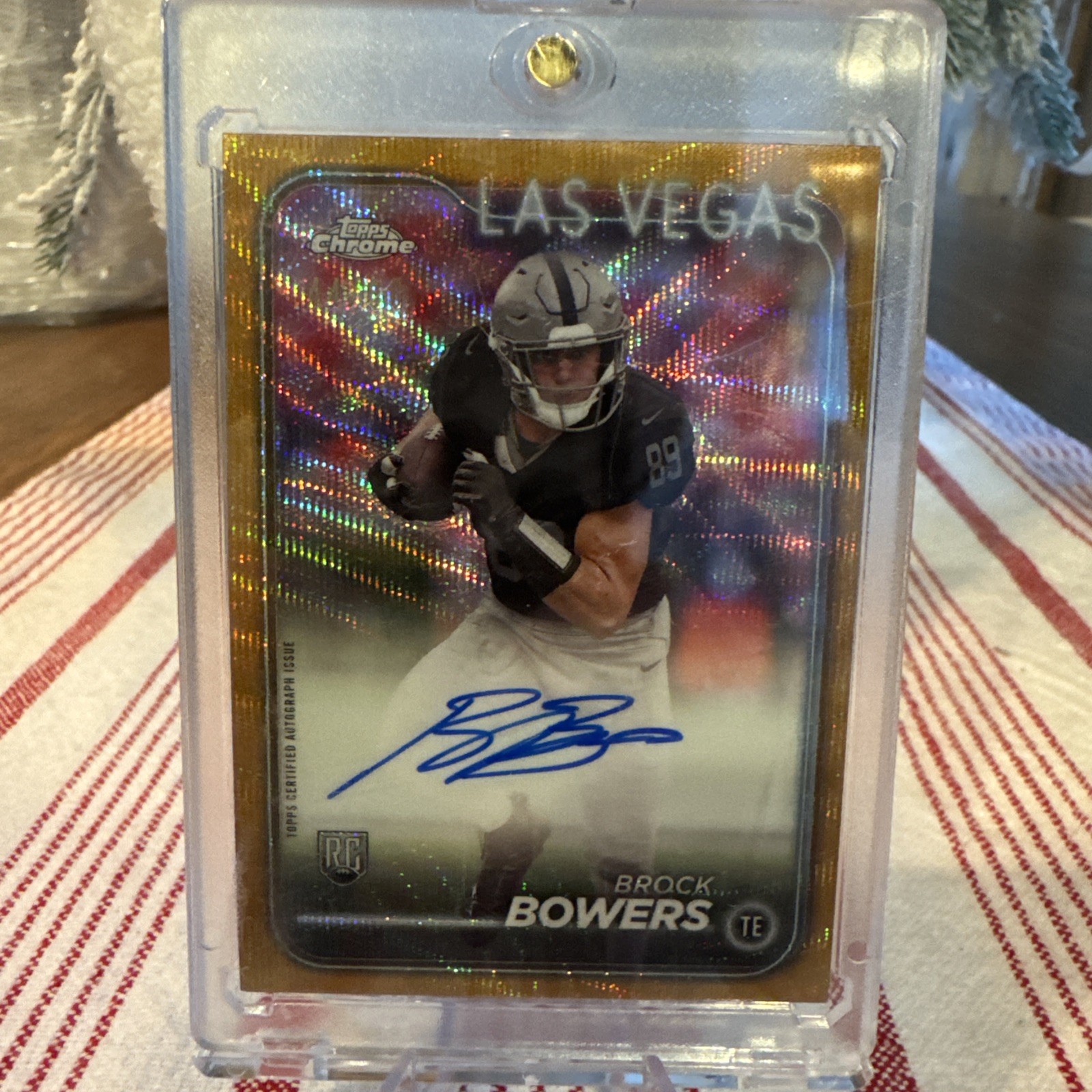 2024 Topps Chrome - Rookie Auto Brock Bowers /50 Gold Geometric #RA-BBO (RC, AU)