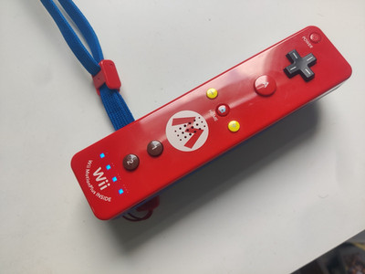 Official Nintendo Wii Mario Motion Plus Controller RVL-036 Genuine