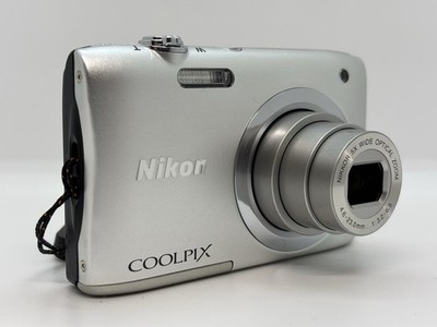 Exc++] Nikon COOLPIX A100 20MP 5x Zoom Compact Digital Camera