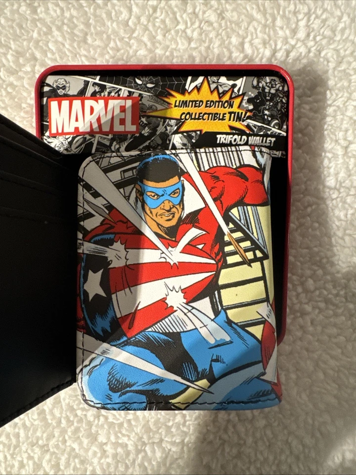 Marvel Captain America Collector Tin Trifold Wallet New - Image 4 of 4