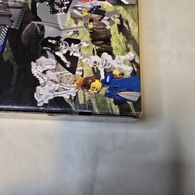 NEW Lego Set 7079 Castle Drawbridge Defense unopened