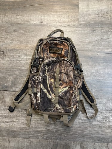 Camelbak Striker Hunting Backpack Hydration Pouch Day Pack Mossy Oak Camo