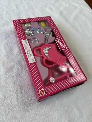 トイズバイアイニティ Barbie SPECIAL BOX Amazon.com: Barbie ZipBin 40 Doll Dream House Toy Box & Playmat