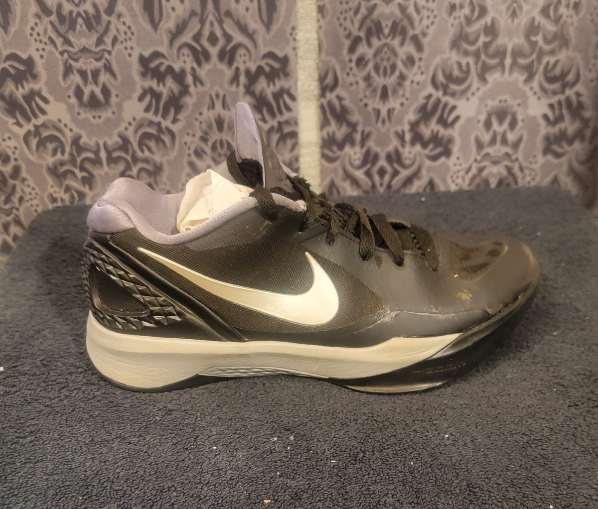 nike hyperspike volleyball shoes white