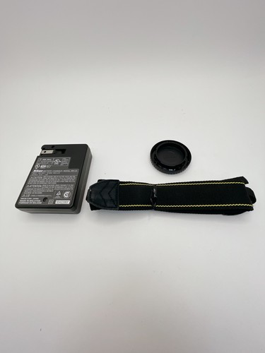 Nikon D3300 18-55 VR Digital SLR Camera - Black (E097) - Picture 10 of 10