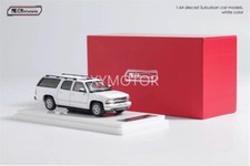 Mk 1/64 Chevrolet Suburban 2003 Shock absorption Diecast Model Car White Gifts