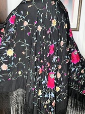 VINTAGE PIANO SHAWL VIBRANT SILK SPANISH FLORAL DESIGN