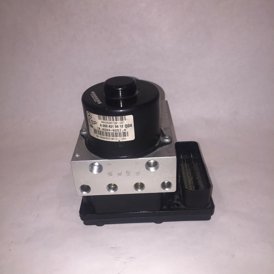 BOMBA DE FRENO ANTIBLOQUEO MERCEDES BENZ C240 ABS C320 2001 2002 OEM A0034319412 Foto 3 de 4