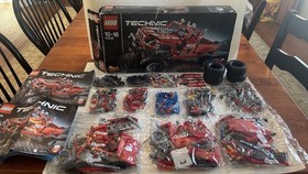 LEGO 42029 TECHNIC Customized Pick-Up Truck 2-in-1 Retired model New damaged box