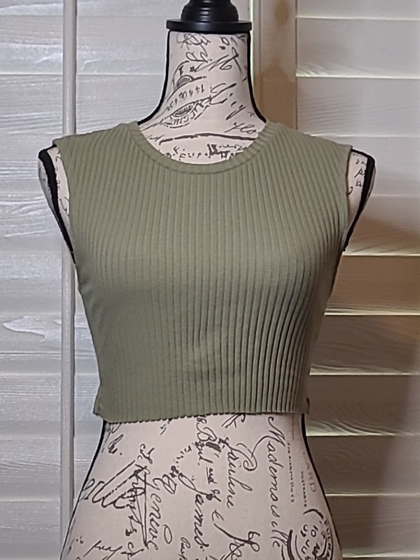 Zara Ribbed Cropped Backless Tank Size S