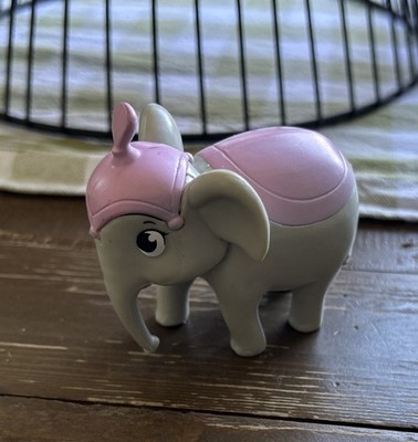 Adventure Bay PAW PATROL  Rocky s City Hall Rescue  Play Set ELEPHANT Figure Toy