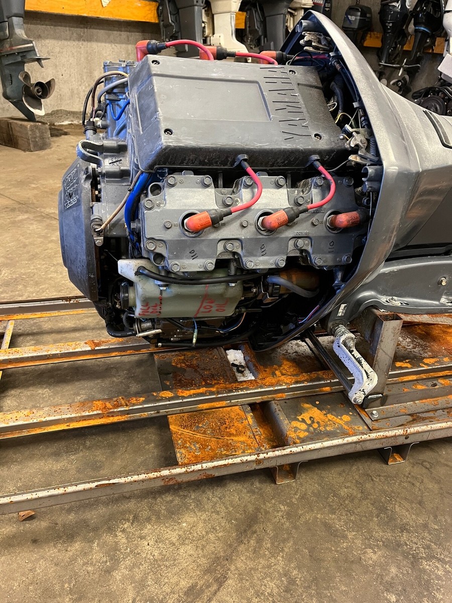 1997 Yamaha 225 Saltwater Series II OX66 2-Stroke 30