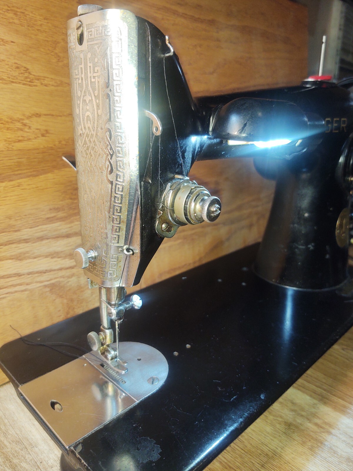 VINTAGE SINGER SEWING MACHINE 2012 Heavy Duty eBay