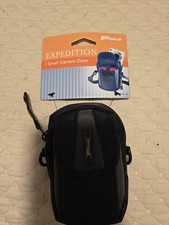 Targus Expedition Standard DCFC01 Camera Zipper Case w/ Front Bag SD Storage