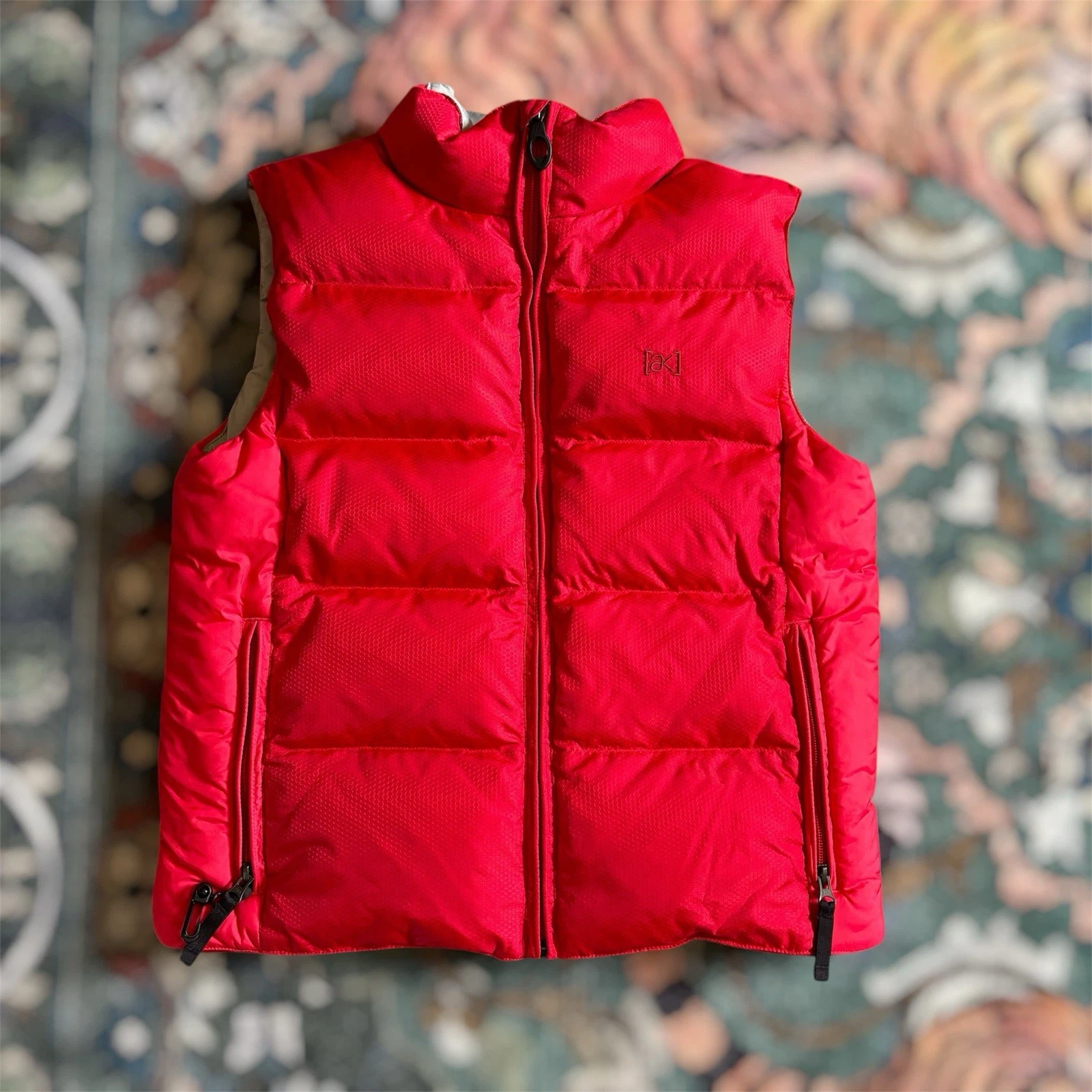 Burton AK Down Goose Puffer Vest Size Medium Red Snowboarding Skiing Full Zip