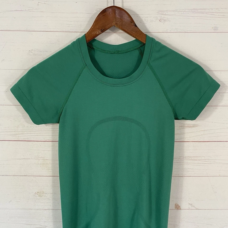 Camisa Lululemon Mujer Swiftly Tech Manga Corta Talla 2 Verde Pullover Elástico Foto 2 de 4