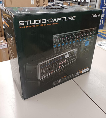 Roland UA-1610 STUDIO-CAPTURE USB Audio Interface 16x10 12 VS Preamps W/Box