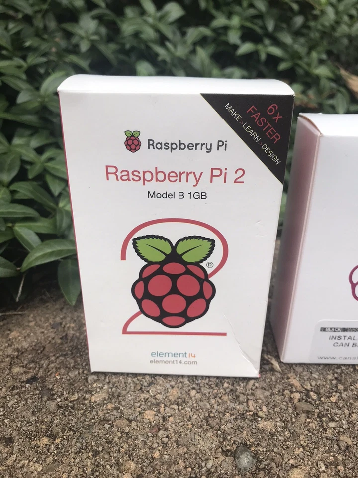 Raspberry Pi 2 B 1GB RAM Basic Kit With Power Supply - Image 2 of 4