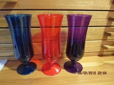 NEW SET OF 12 COLORFUL PLASTIC GLASS--3 COLORS--7" TALL--T2-7