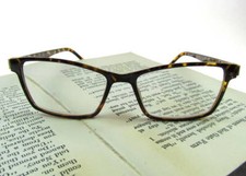 ITALIAN DESIGNED Reading Glasses SPRING HINGES 1.50 3.00 Men's Women's NICE