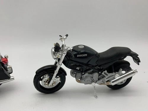 Motorrad-Sammlung mit 10 verschiedenen im Maßstab 1:18 - Bild 4 von 4