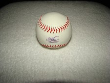 Hector Olivera Hand Signed Baseball MLB Signature Autograph Atlanta Braves