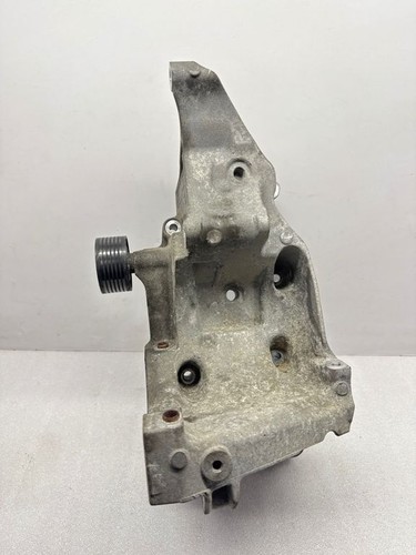 BMW 5 E60 E61 2010 Halterung Lichtmaschine 7802639 Diesel 130kW RWL17484