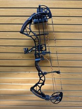 Bowtech Invasion Compound Bow - RH - 80# Max - 29”