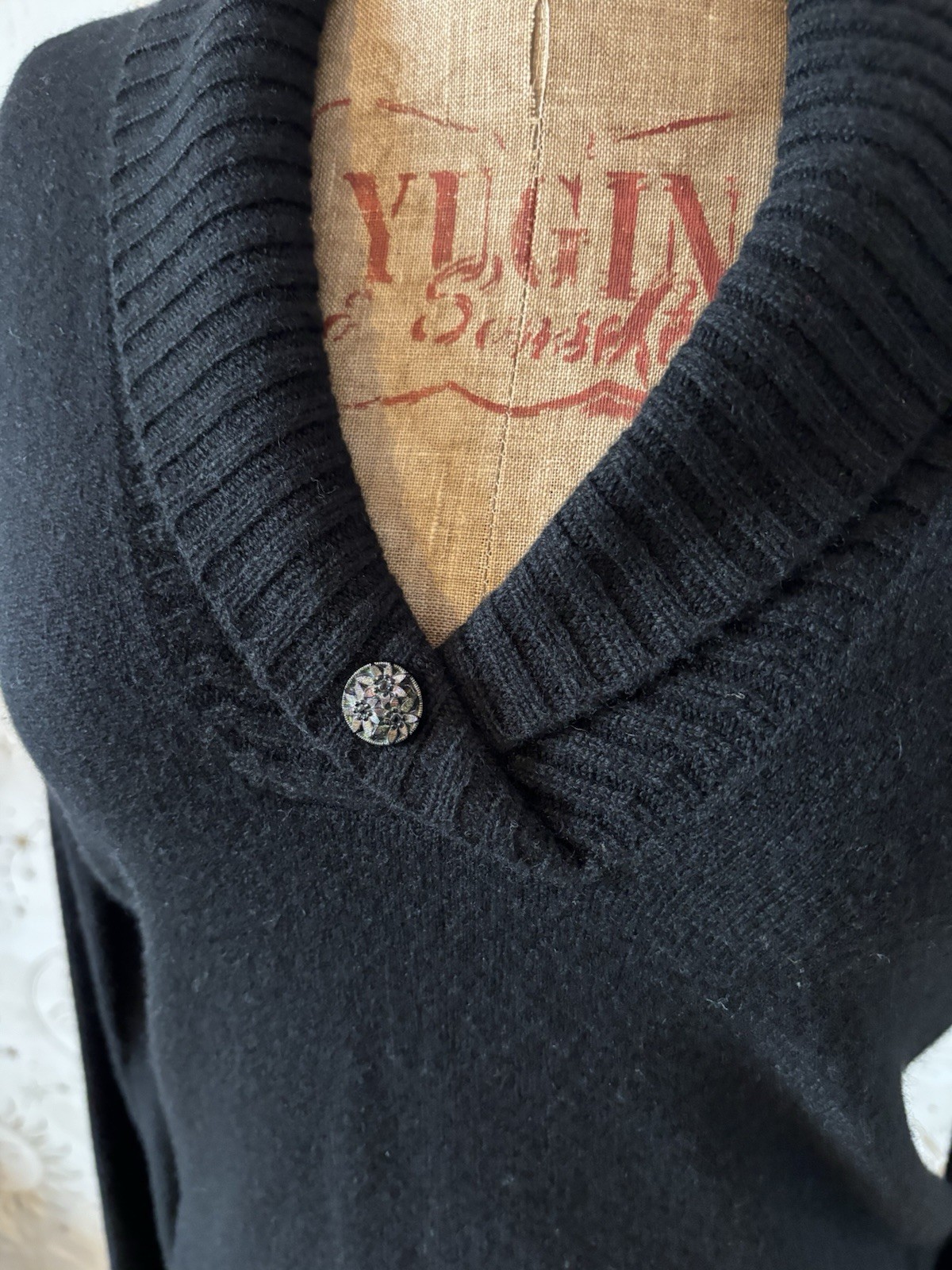 Florence & Fred 100percent Cashmere Jumper UK 10 Black V Neck Long Sleeve Button Knit image 3