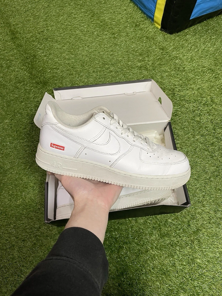 Preços baixos em Nike Air Force 1 Supreme White | eBay