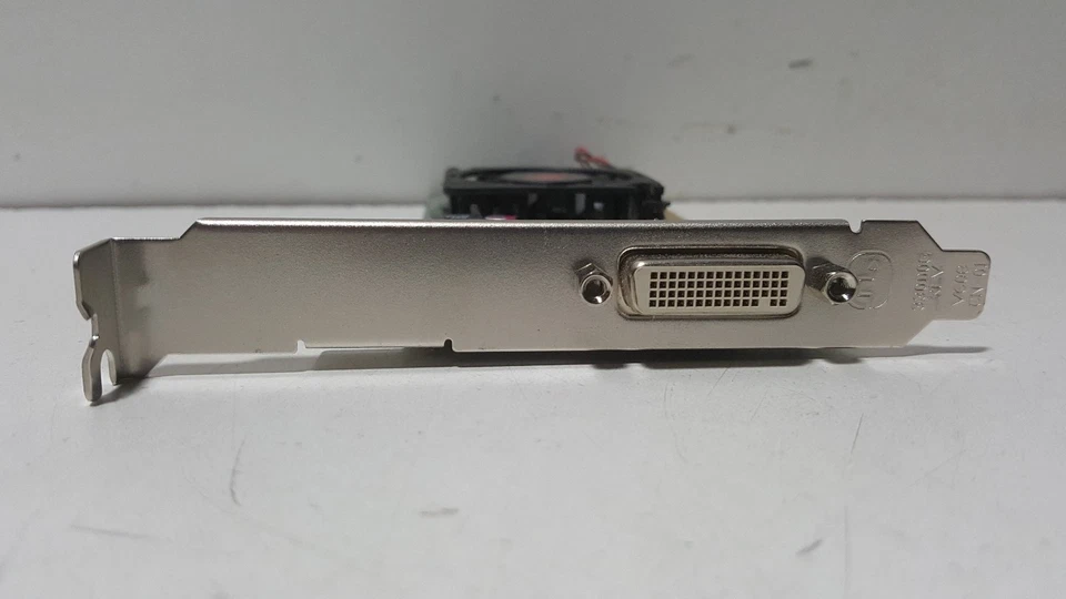 Dell 236X5 0236X5 AMD ATI Radeon HD 6350 512MB PCI-E DMS-59 - Image 3 of 4