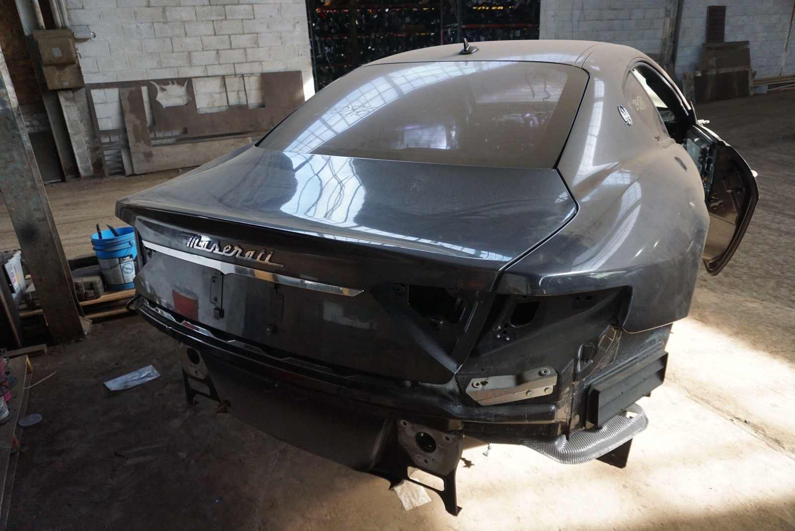 Rear Trunk Lid Tailgate Assembly Gray 980145737 Maserati Granturismo M145 08-19