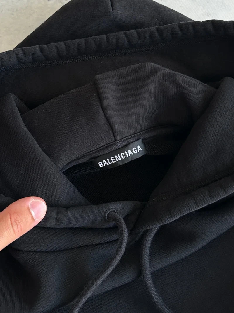Balenciaga Felpa con Cappuccio Pullover Pesante (XL)