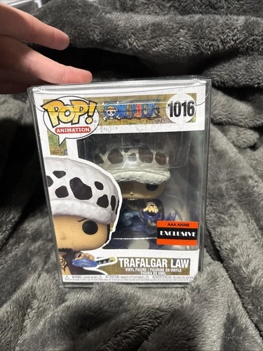 Funko Pop! One Piece Trafalgar Law AAA Anime Exclusive Figure #1016