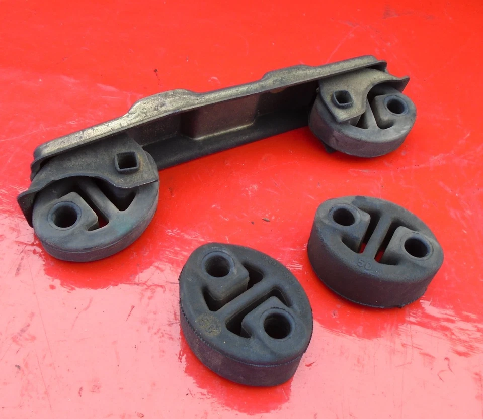 01-05 LEXUS IS300 SILENCIADOR DE ESCAPE GOMA SUSPENSIÓN SOPORTE SOPORTE CONJUNTO OEM Foto 2 de 4