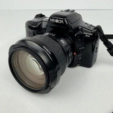 Minolta Maxxum 3Xi Power Zoom Lens 35-80mm Camera Untested